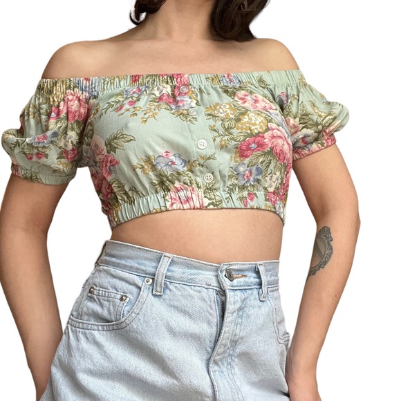 Floral off the shoulder crop top - Picture 8 of 8